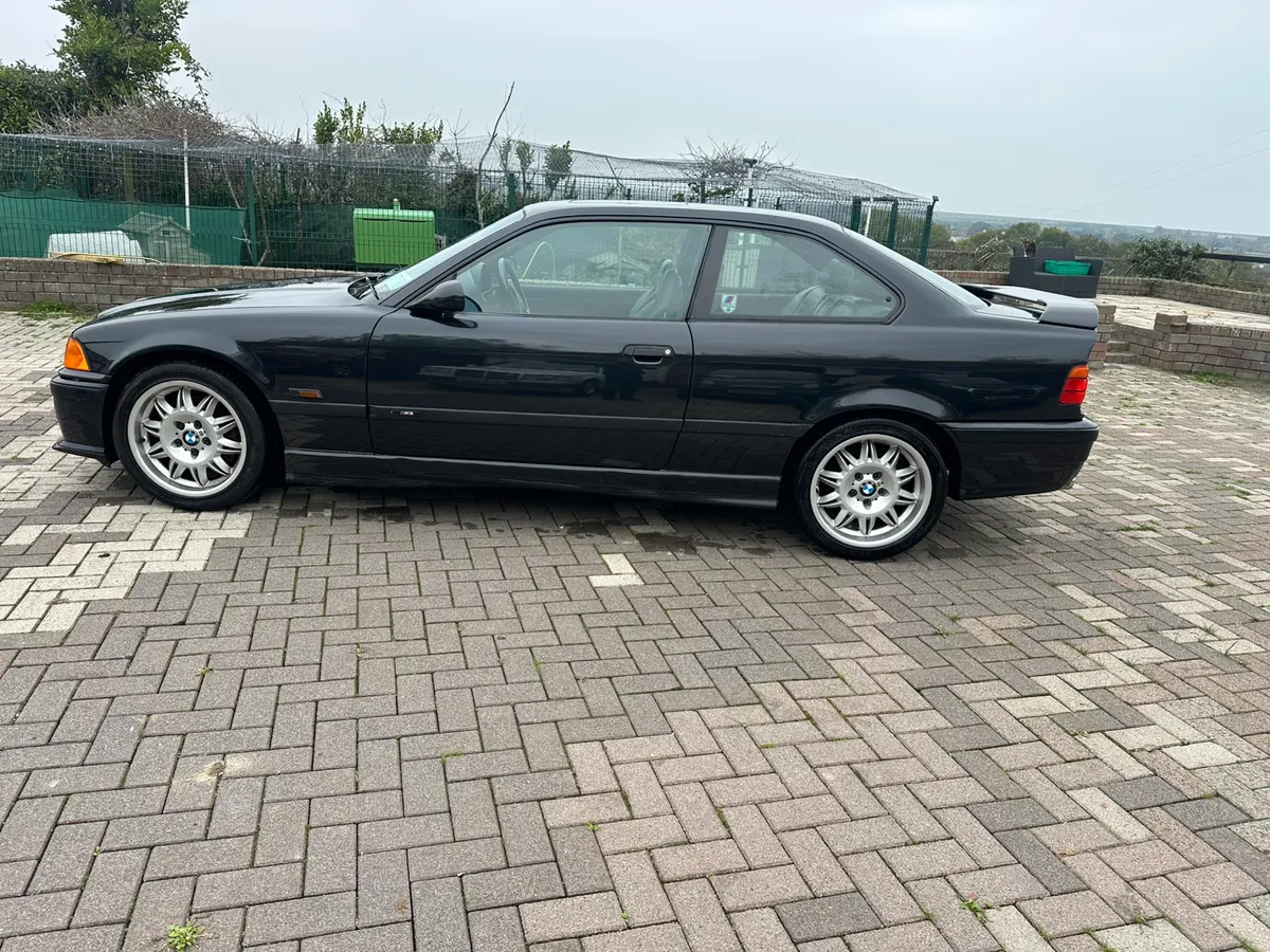 BMW M3 3.0 1995 Coupe ( Awesome car) - Image 4