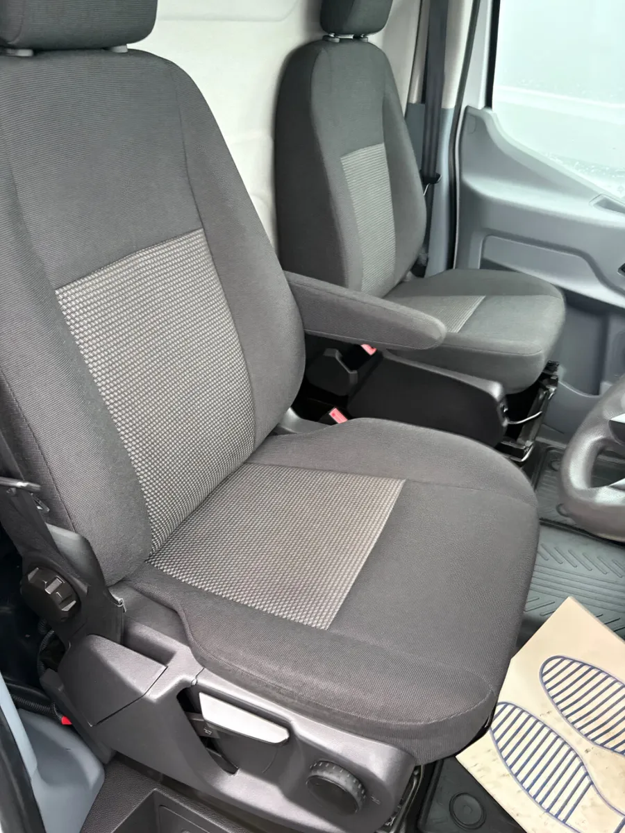 2 Single seats Transit - Image 1