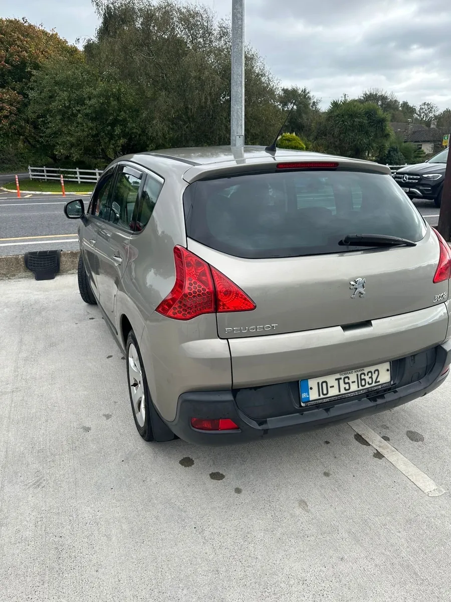 Peugeot 3008 , 1,6 D .2010 - Image 3