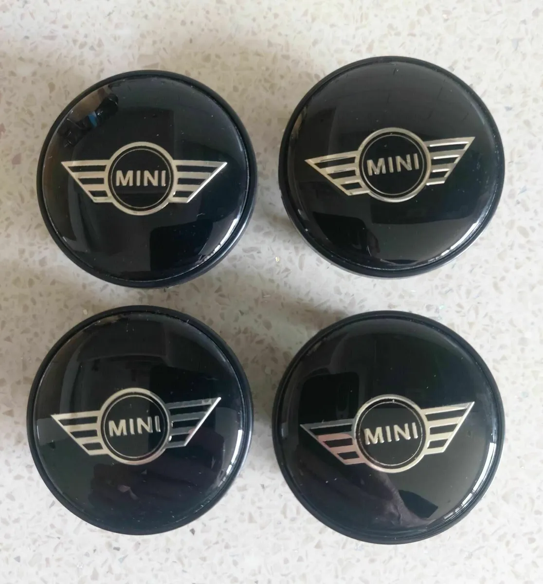 4 x Mini Centre Caps - FREE POST - Image 1