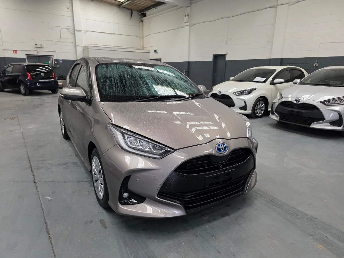 2020 Toyota Yaris Hybrid - Image 1