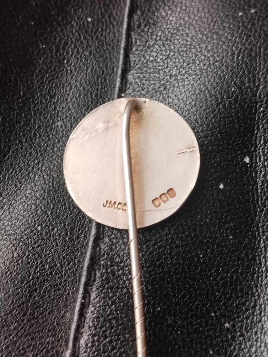 Antique I T G W U  silver badge - Image 4