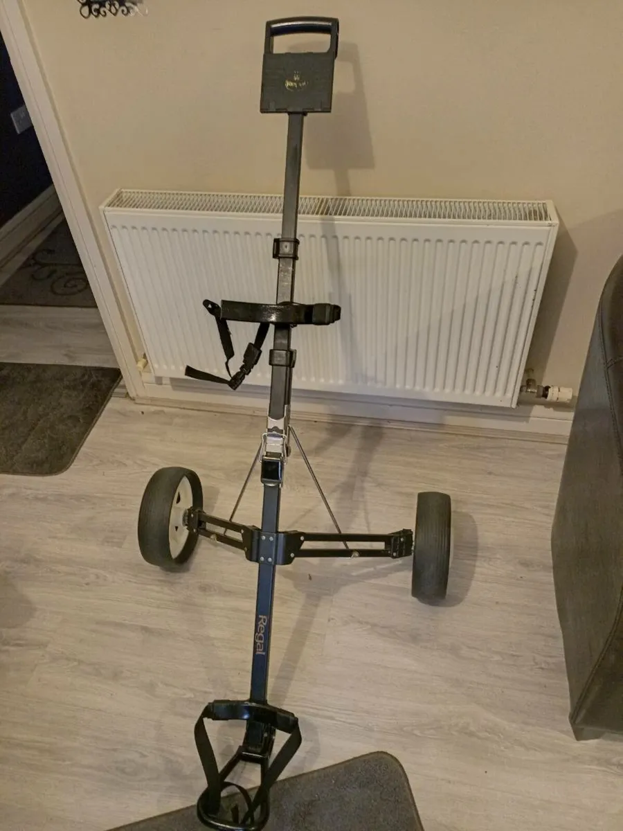 Regal golf trolley. - Image 2
