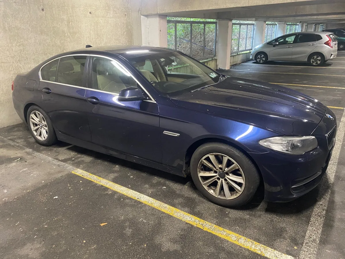 BMW 5-Series 2014 - Image 2
