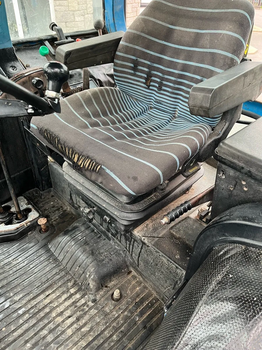 Ford 7610 c/w loader - Image 4