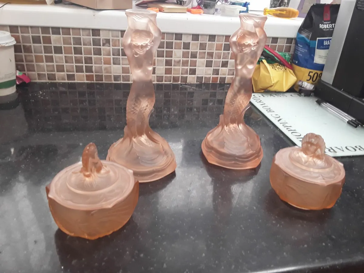 Art deco dressing table set candlesticks - Image 2