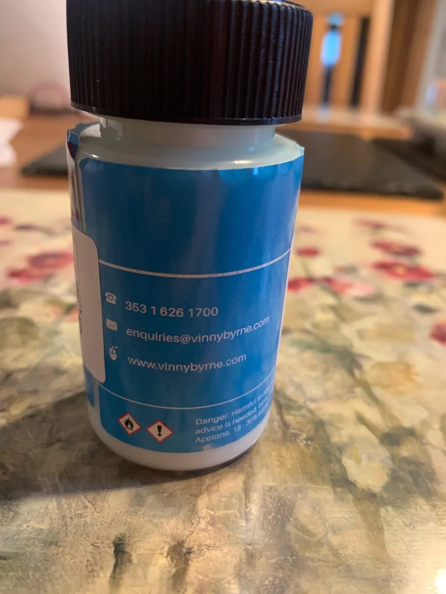 Fiat 500 paint  pot - Image 2