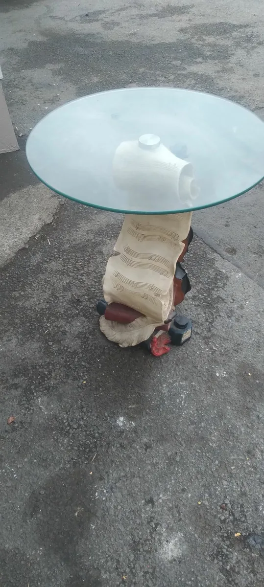 Violin book table well made price too sell - Image 2