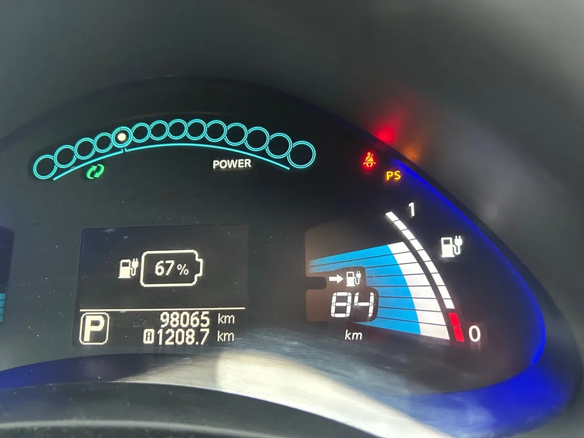 Nissan Leaf 2015 - Image 3