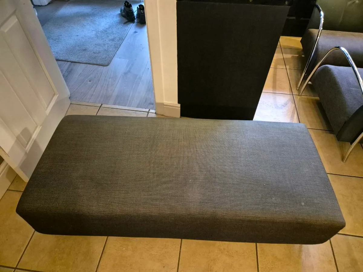 Sitting Room Suite - Image 4