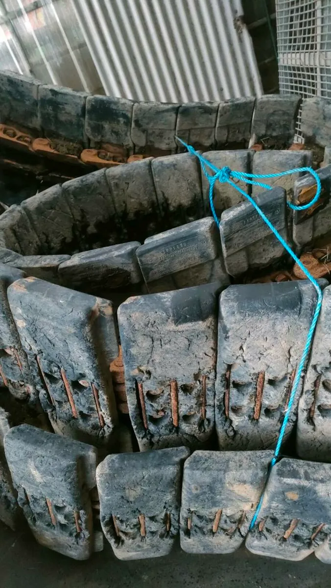 Digger block tracks - Image 1