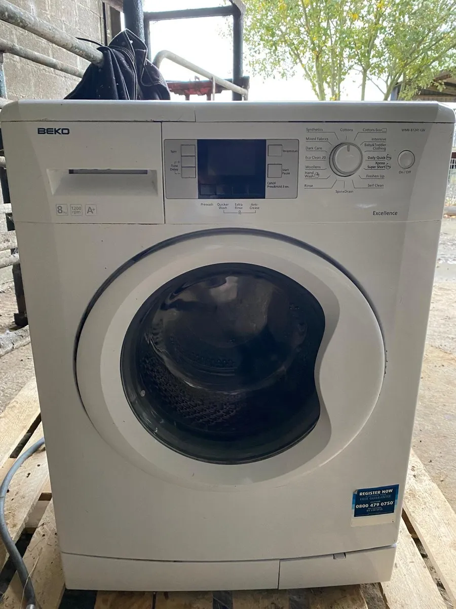 Washing machine - Image 1