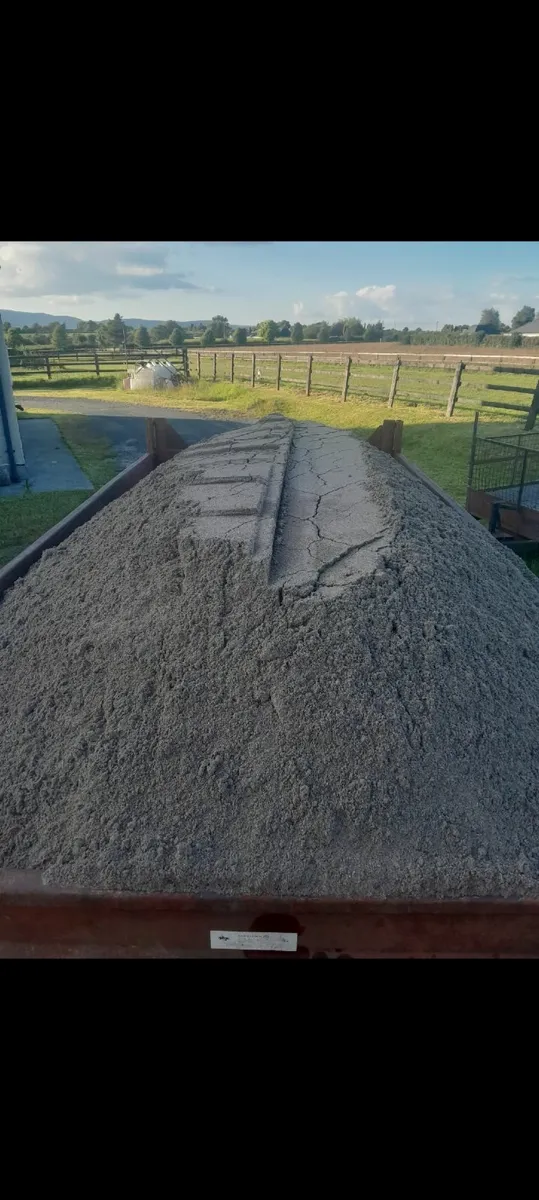 Sand and gravel delivered - Image 2