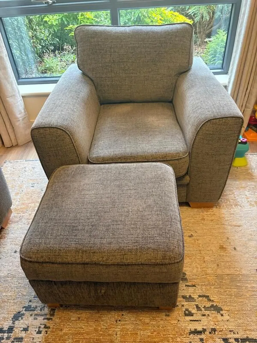 Full Sofa Suite .3-Seater Armchair & Storage Footstool - Image 3