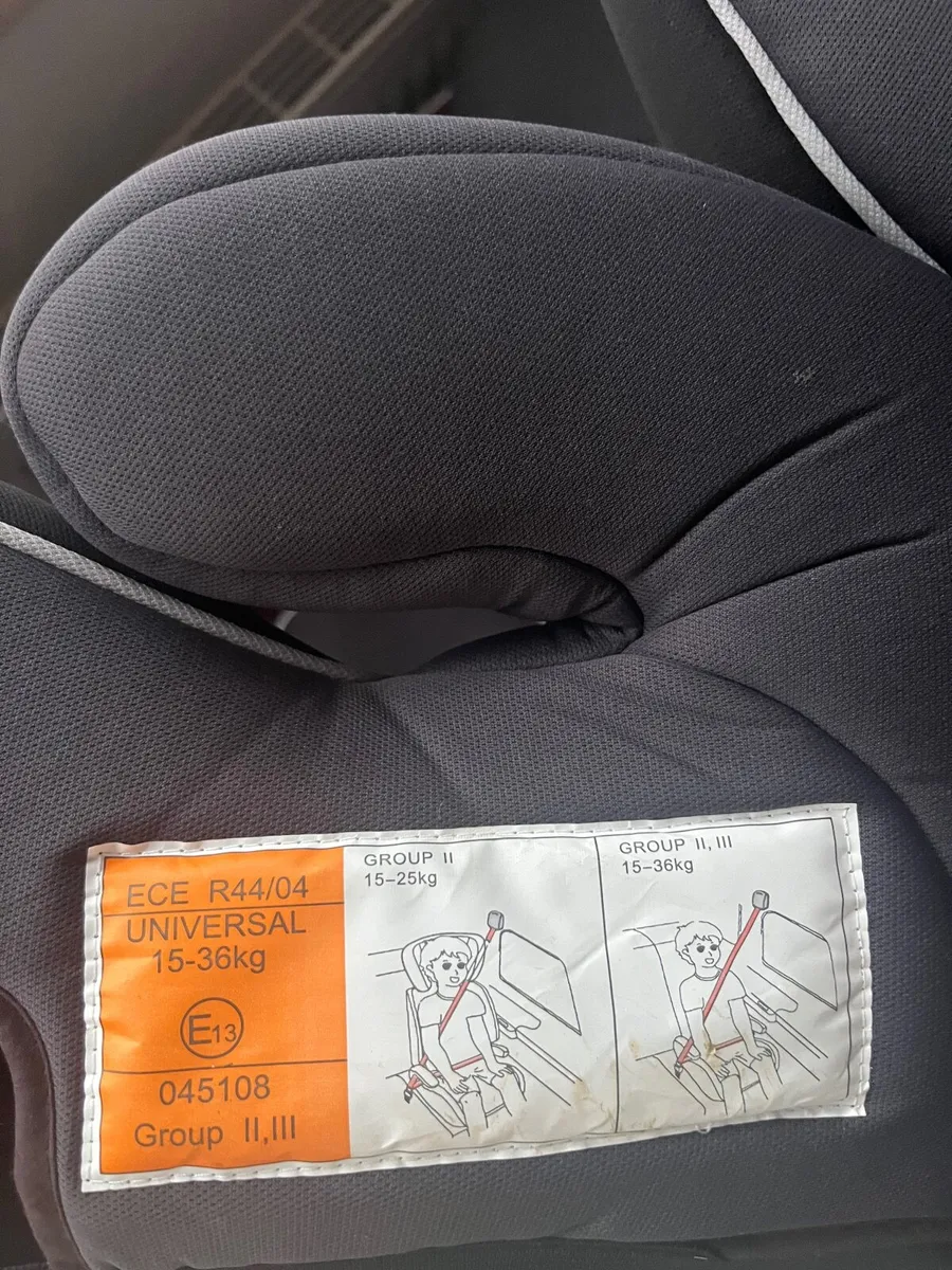 Child’s car seat - Image 3