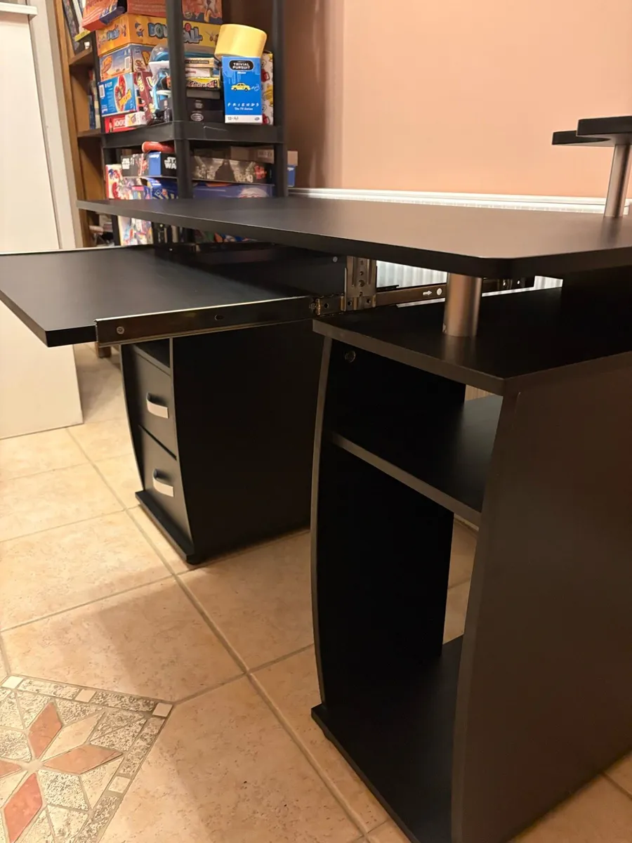 COMPUTER DESK TABLE - Image 3