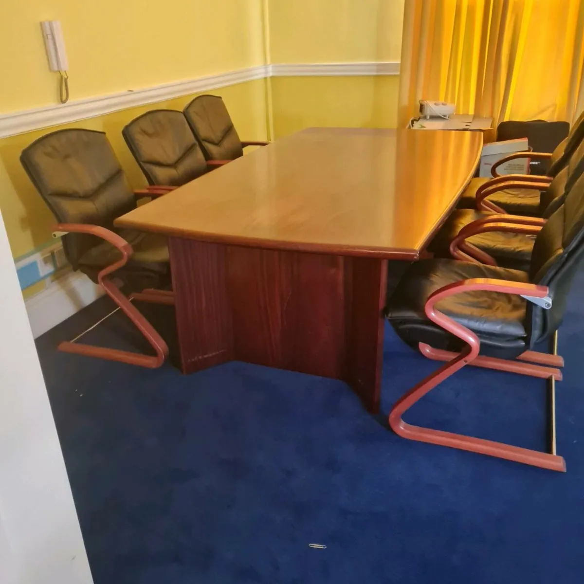 Executive board room table with 6 - Image 1