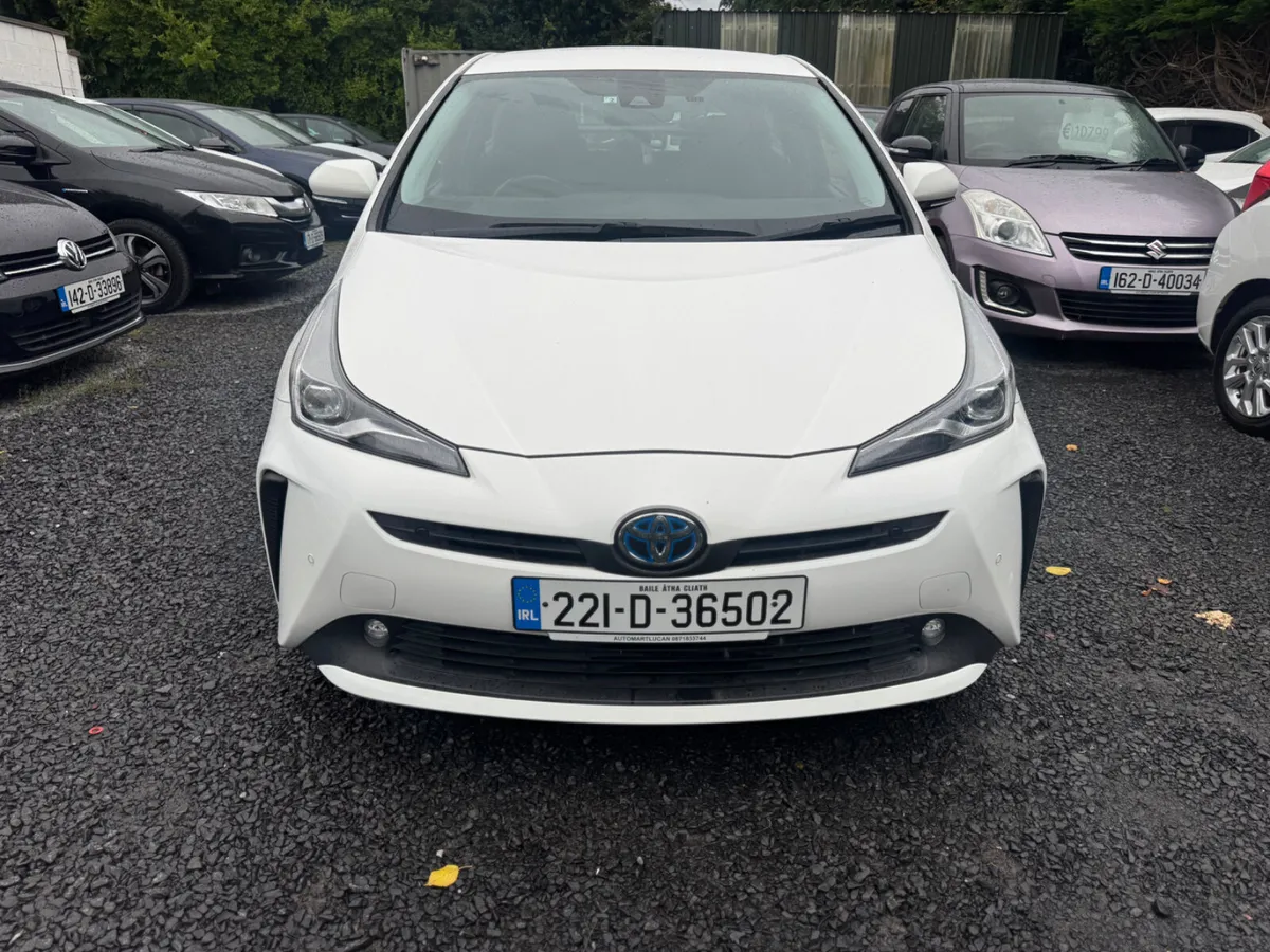 TOYOTA PRIUS 2022 HYRBID AUTOMATIC - Image 2