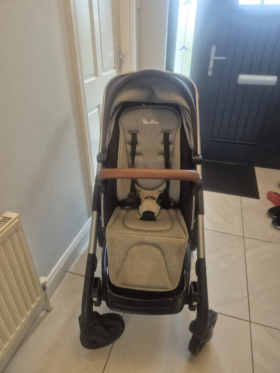Silver Cross Travel System - Image 2