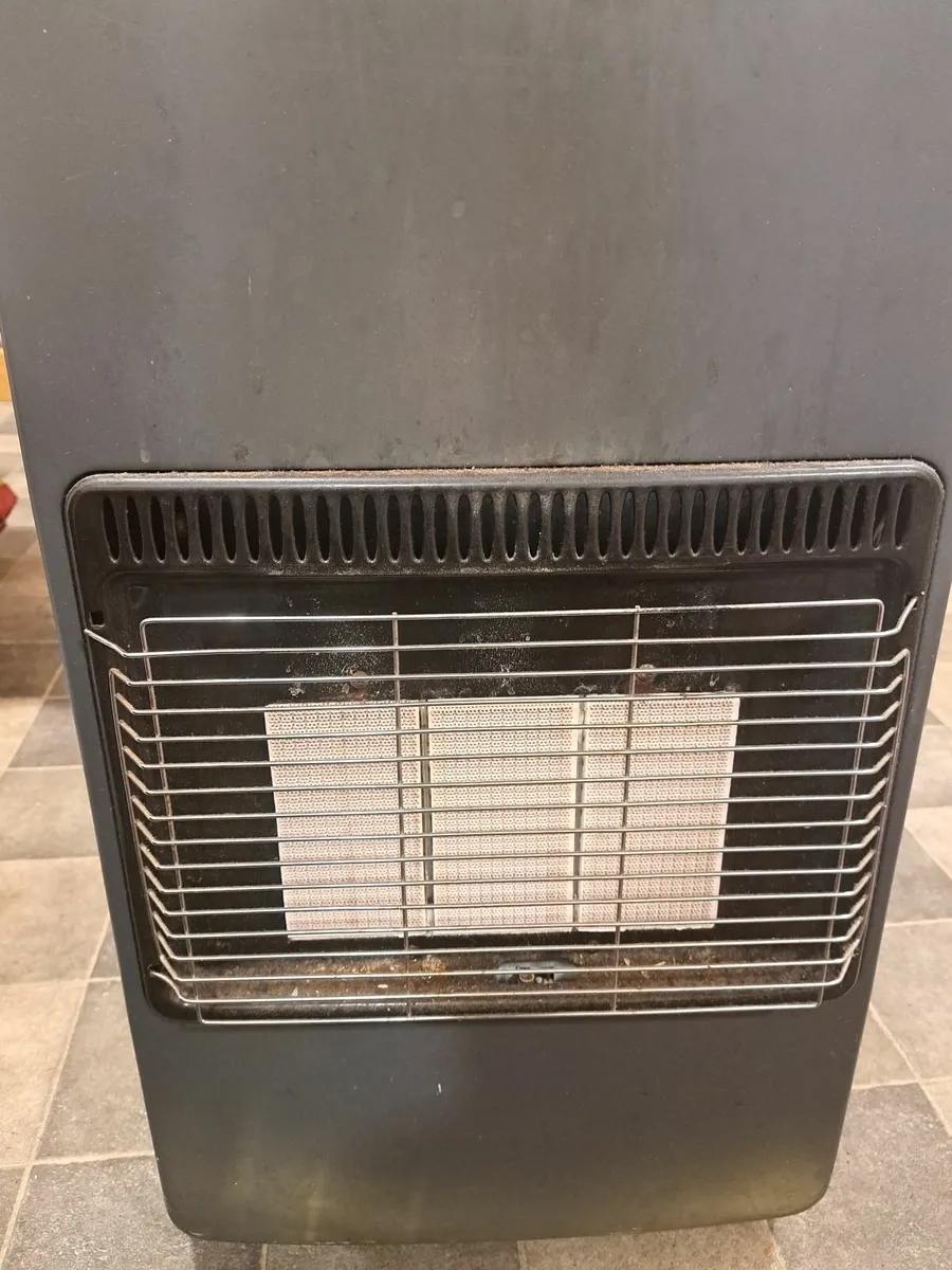 Gas Heater+Cylinder - Image 1
