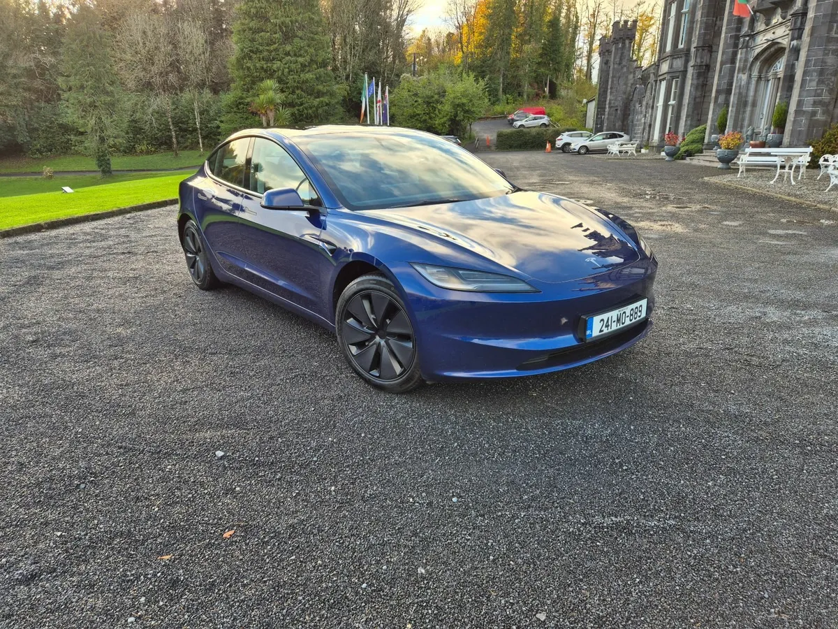Tesla Model 3  Highland 2024 - Image 1