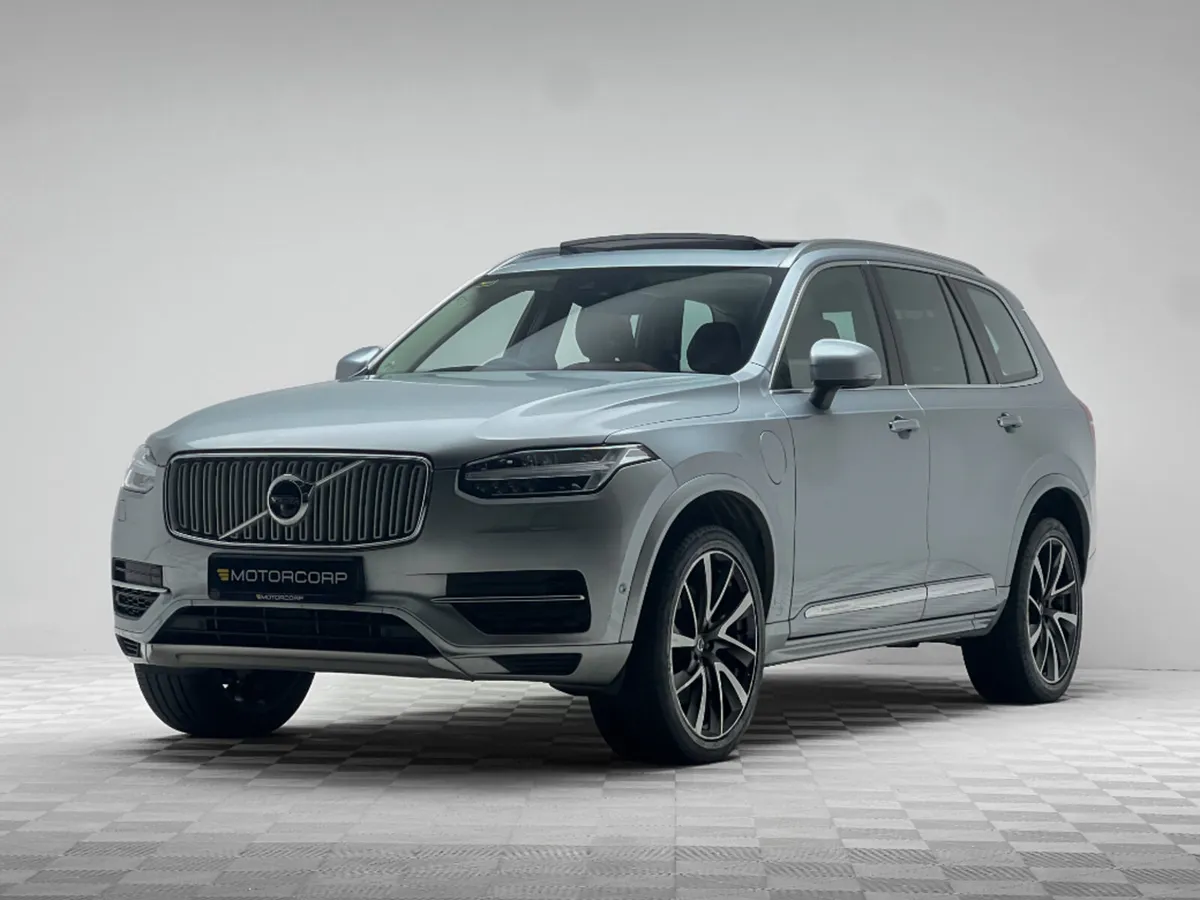 Volvo XC90 INSCRIPTION PRO T8 AWD 2.0 *7 SEATER* - Image 4