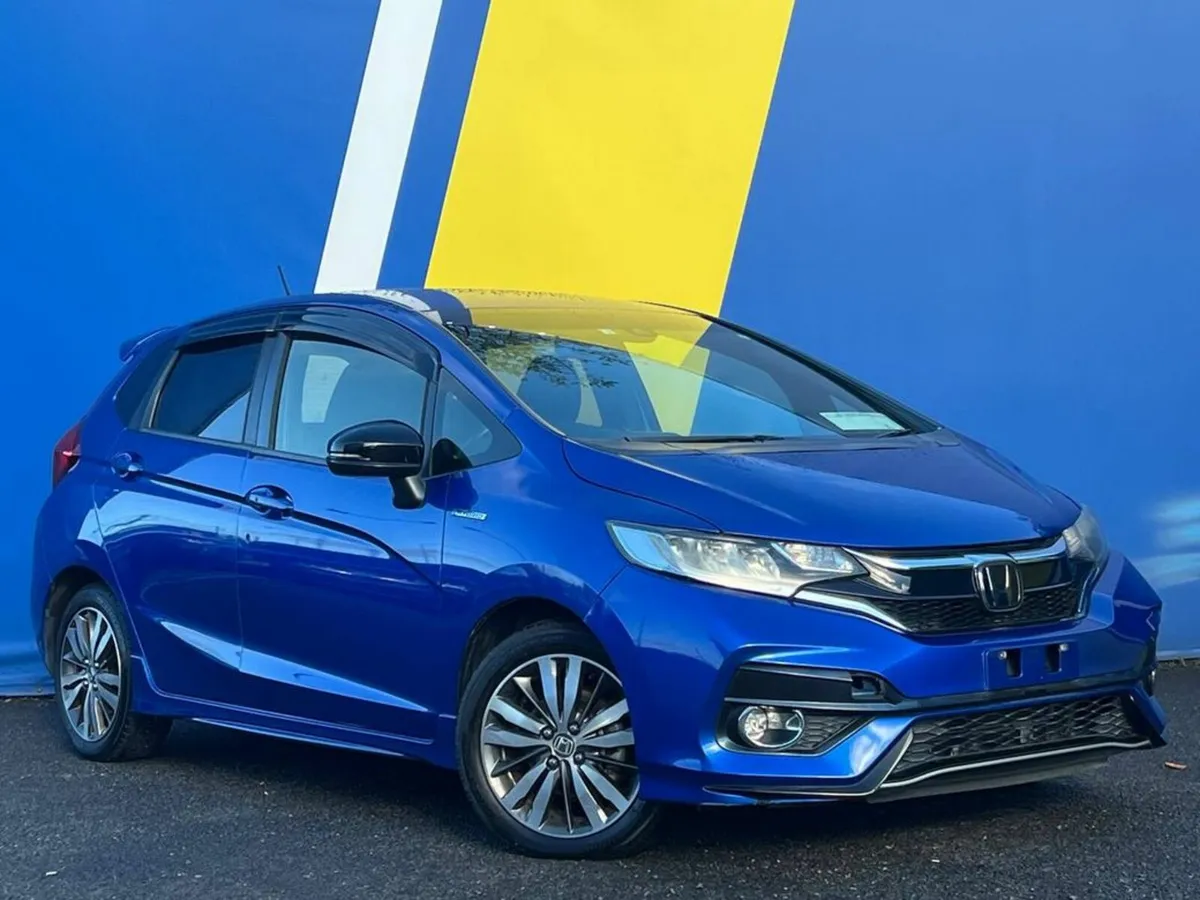 Honda Fit SENSING 1.5 HYBRID // DIAMOND CUT ALLOYS - Image 1