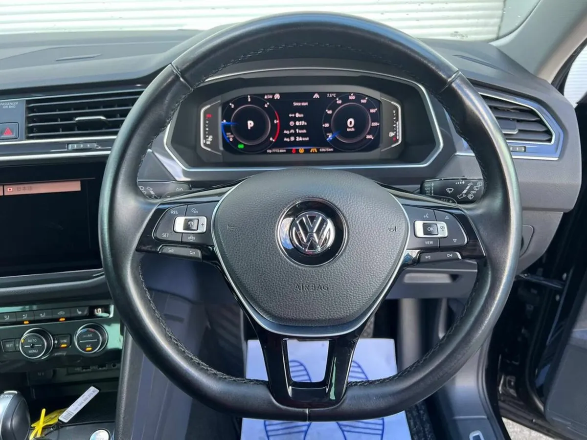 Volkswagen Tiguan HIGHLINE 4MOTION 2.0 TDI ** HUGE - Image 4