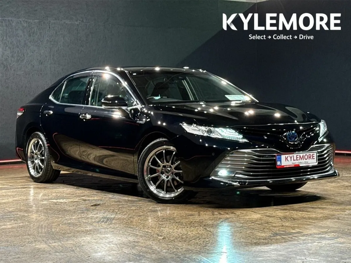 Toyota Camry 2.5 HYBRID - UPGRADED ALLOYS - ELECTR - Image 1