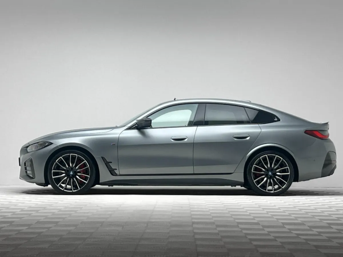 BMW i4 i4 M50 *SUNROOF* - Image 4