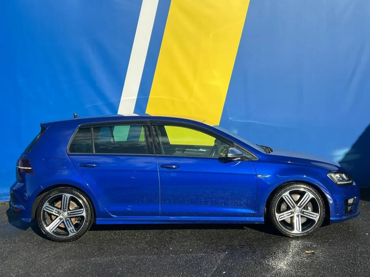 Volkswagen Golf R 4MOTION 2.0 TSI AUTO // 300 BHP - Image 2