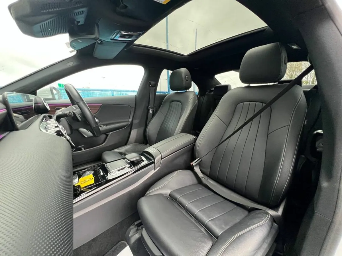 Mercedes-Benz CLA CLA200d AMG STYLING PREMIUM PLUS - Image 2