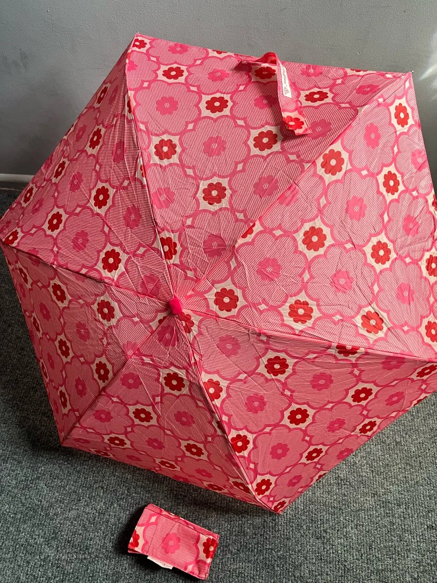 Stuff €5 - Image 2