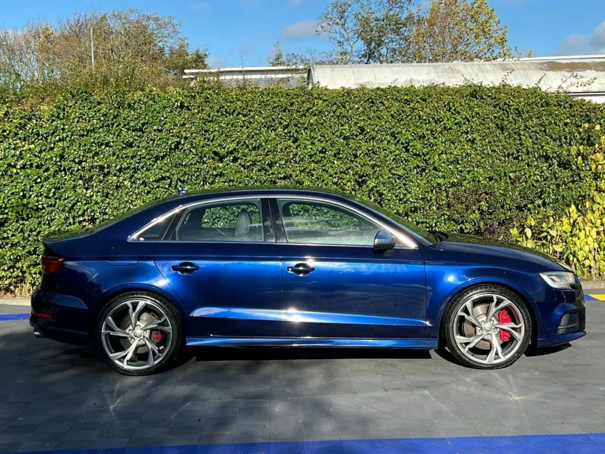 Audi S3 QUATTRO 2.0 TFSI AUTO // FACLIFT MODEL // - Image 2