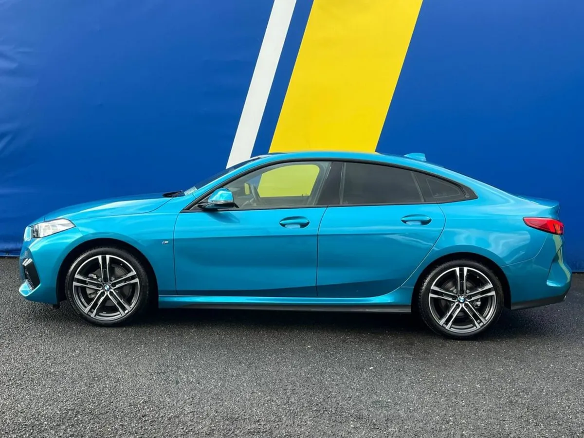 BMW 2-Series 218d M-SPORT 2.0 AUTO // VERY LOW MIL - Image 3