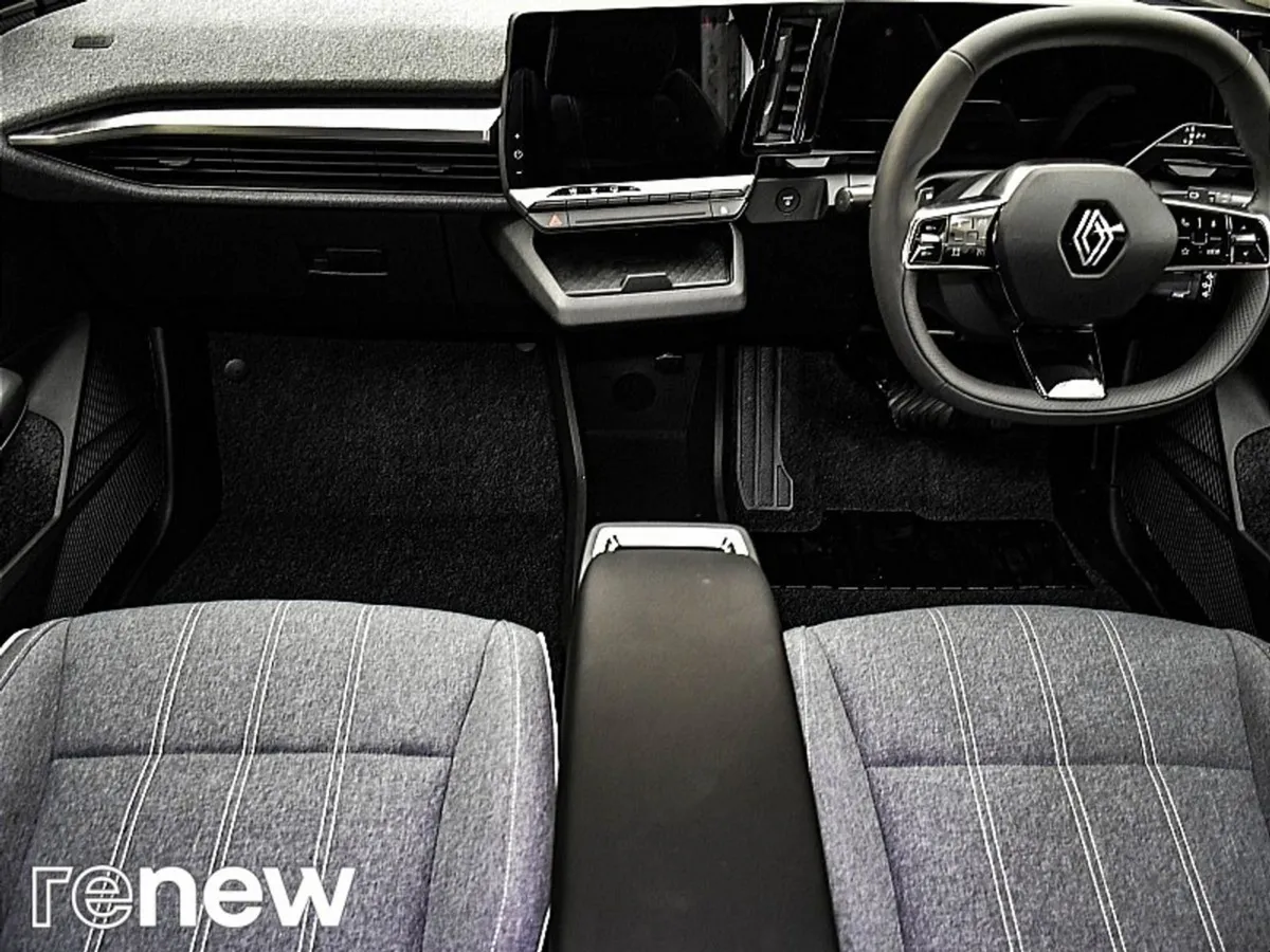Renault Megane E-Tech Ev60 220hp Techno - Image 2