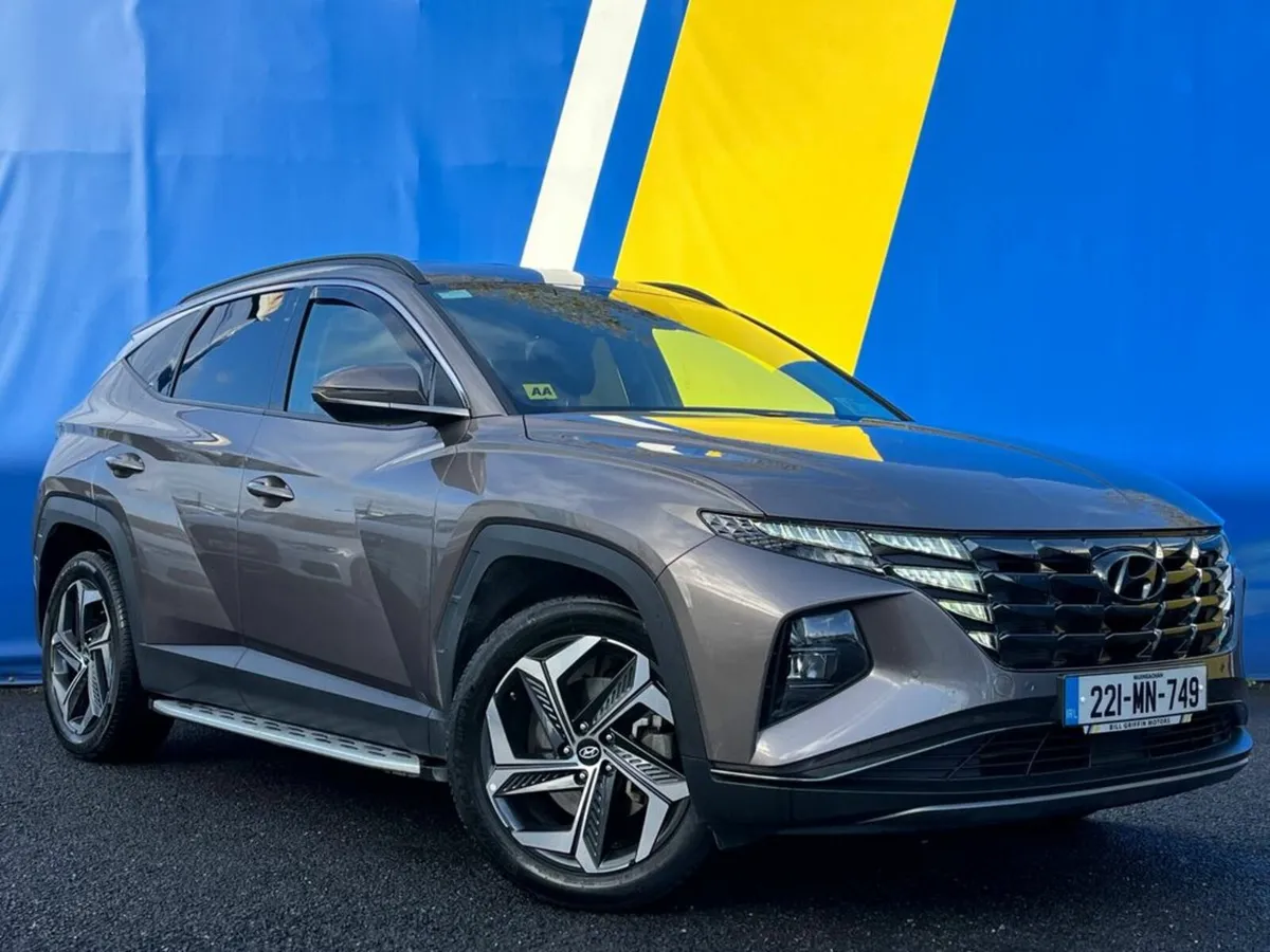 Hyundai Tucson EXECUTIVE PLUS 1.6 HYBRID // LOW MI - Image 1