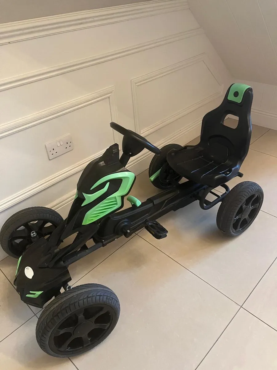 Thunder Eva Go Kart - Image 1