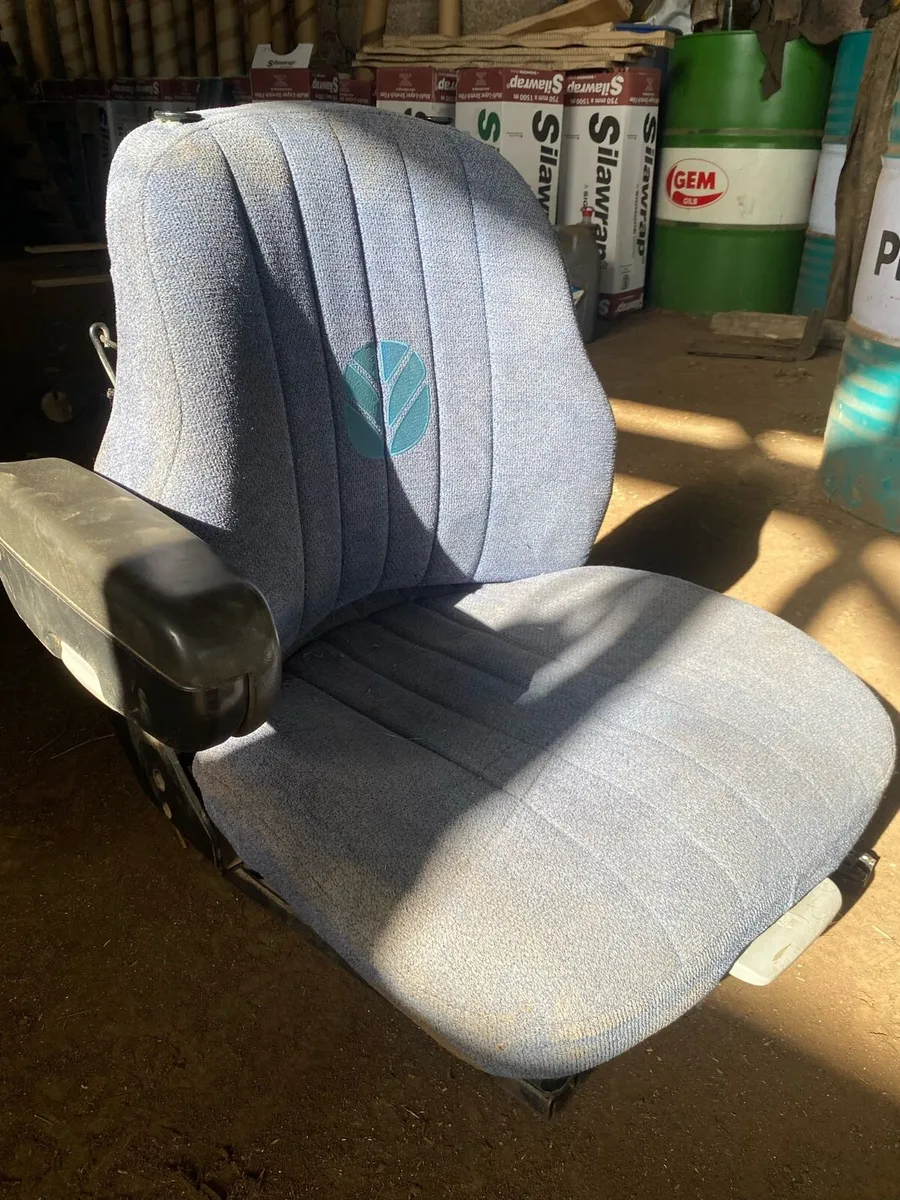 New Holland tm seat - Image 1