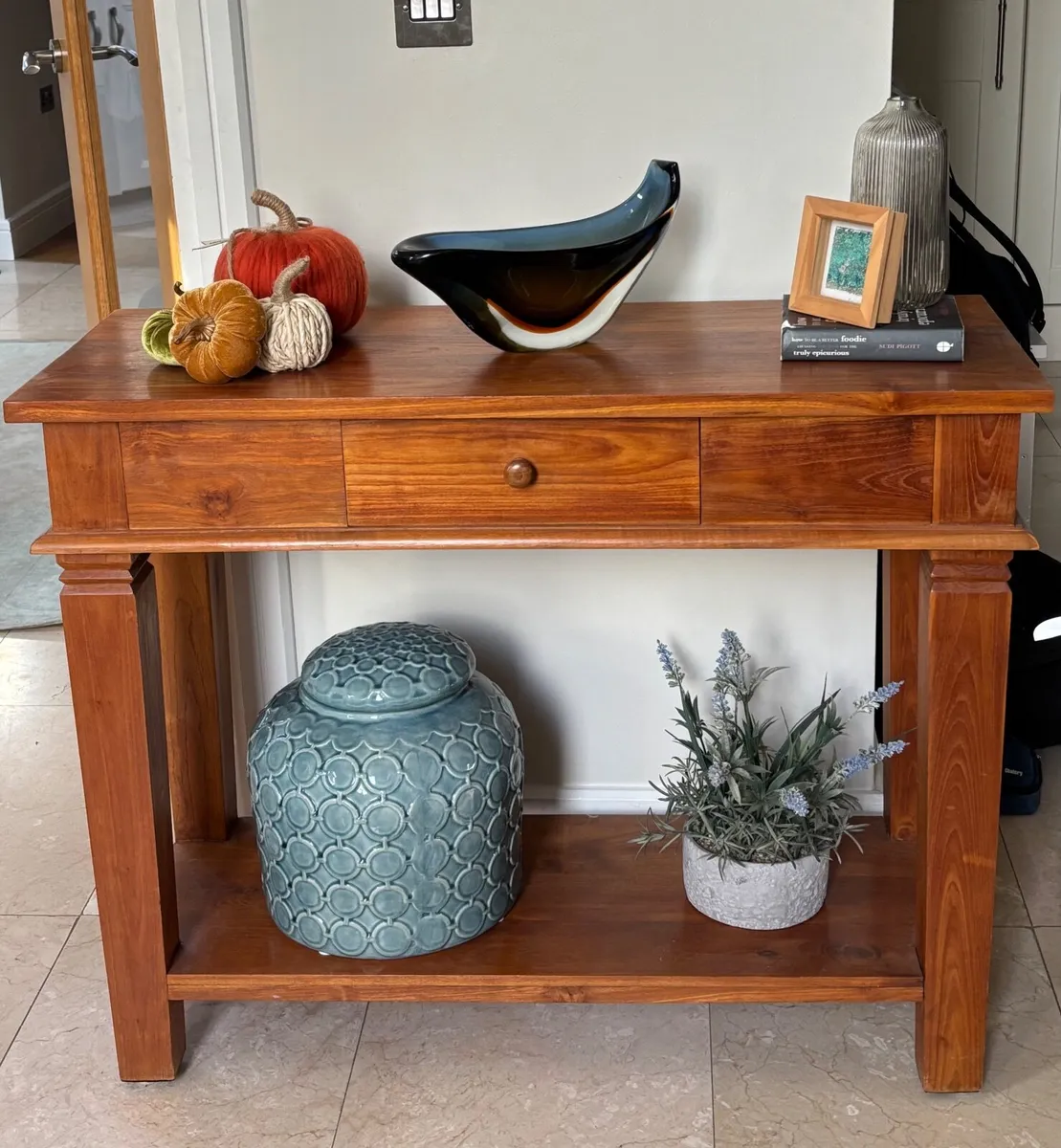 Hall table - Image 1