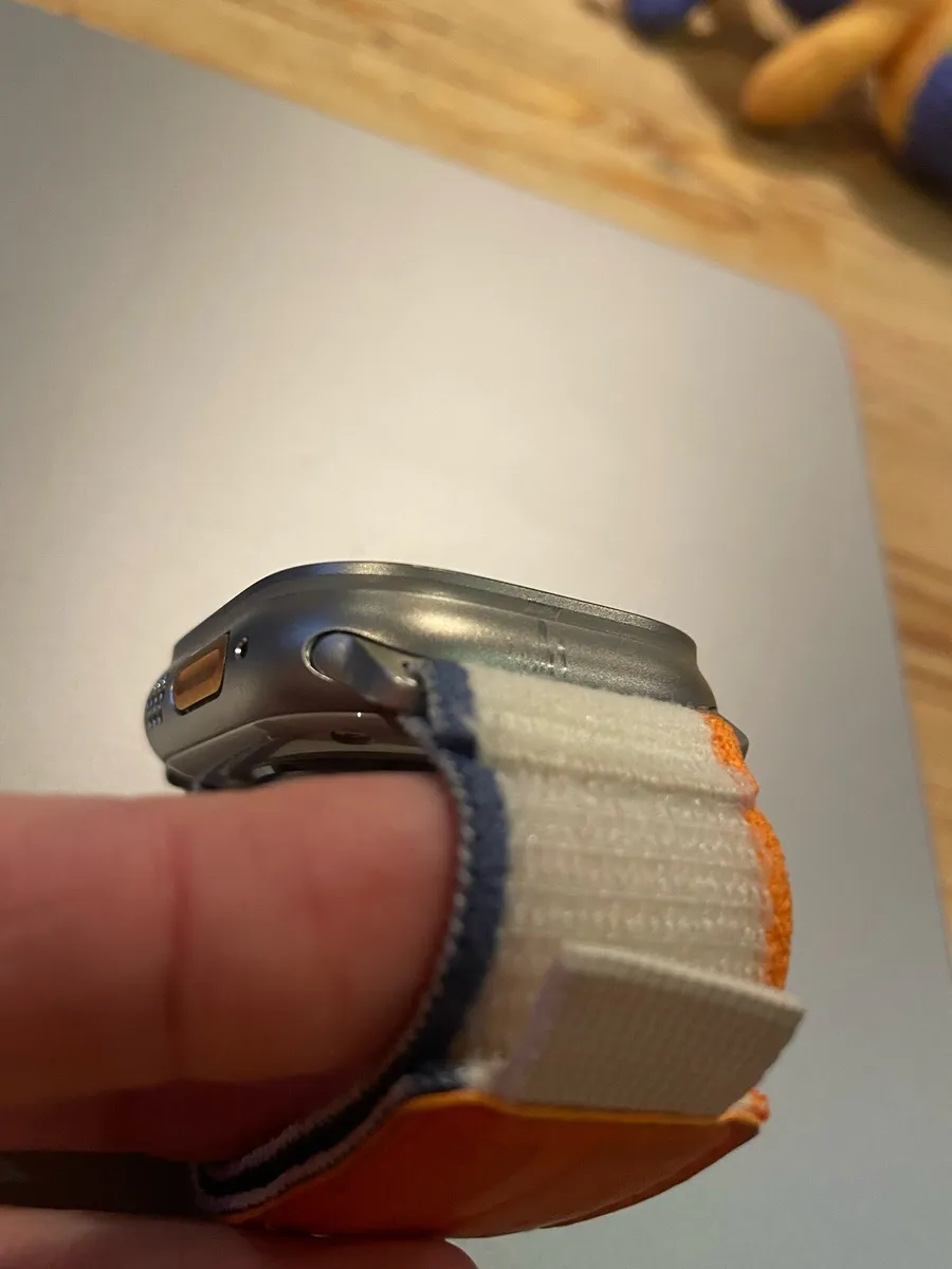 Apple Watch Ultra 2 - Image 2