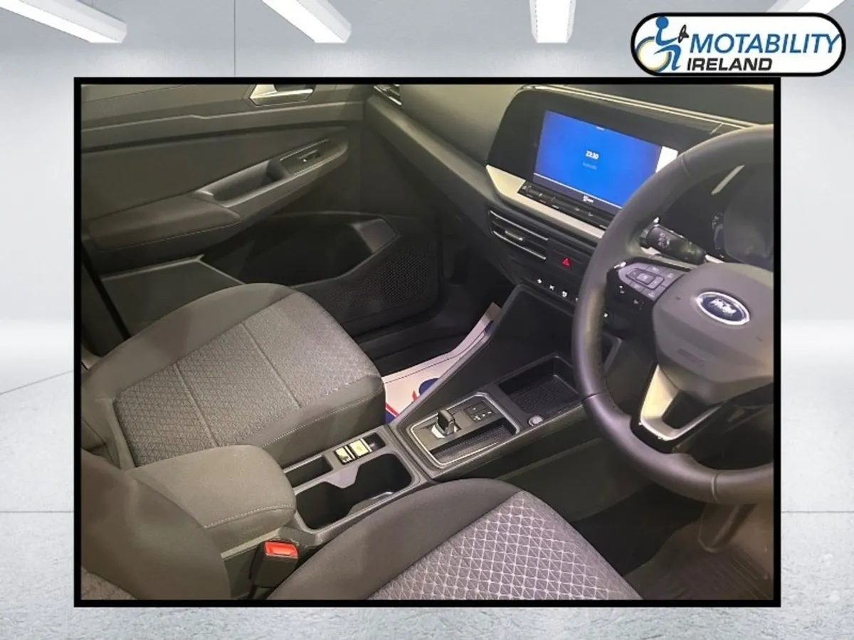 Ford TOURNEO CONNECT Titanium 1.5 Phev Hybrid Whe - Image 4