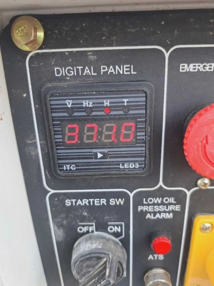 HYUNDAI DHY8000SELR 7.5KVA diesel generator - Image 4