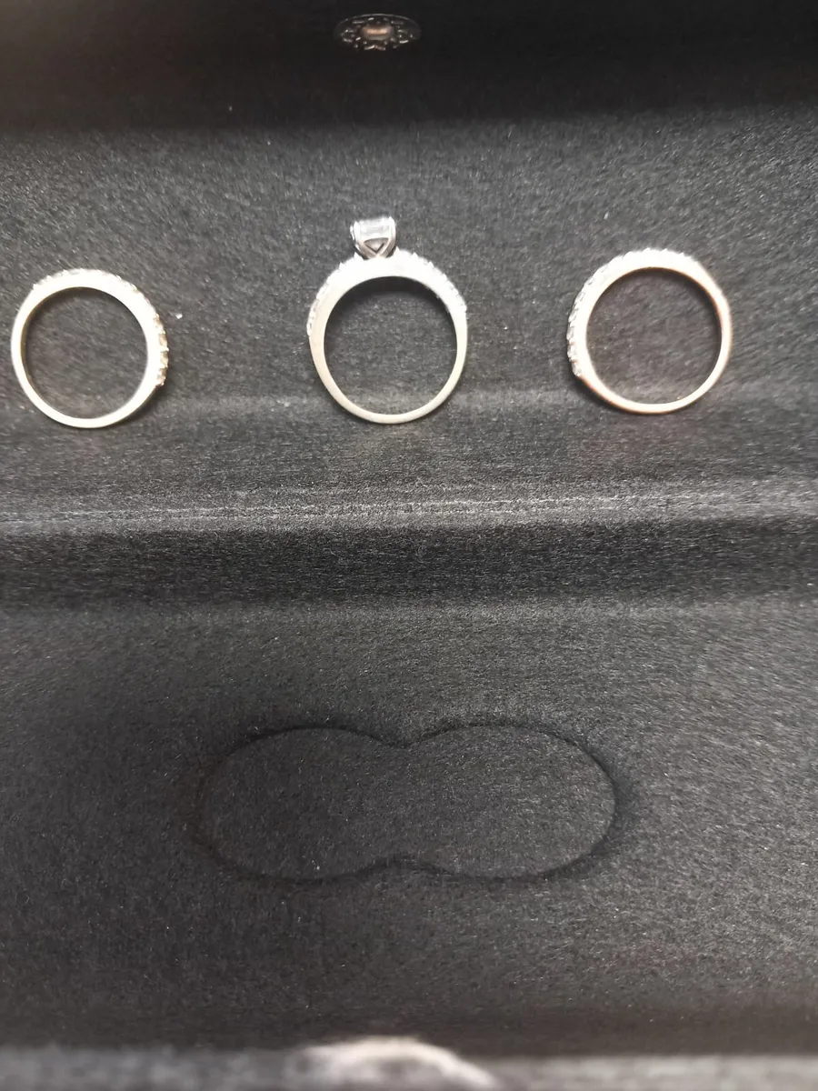 Wedding rings - Image 2