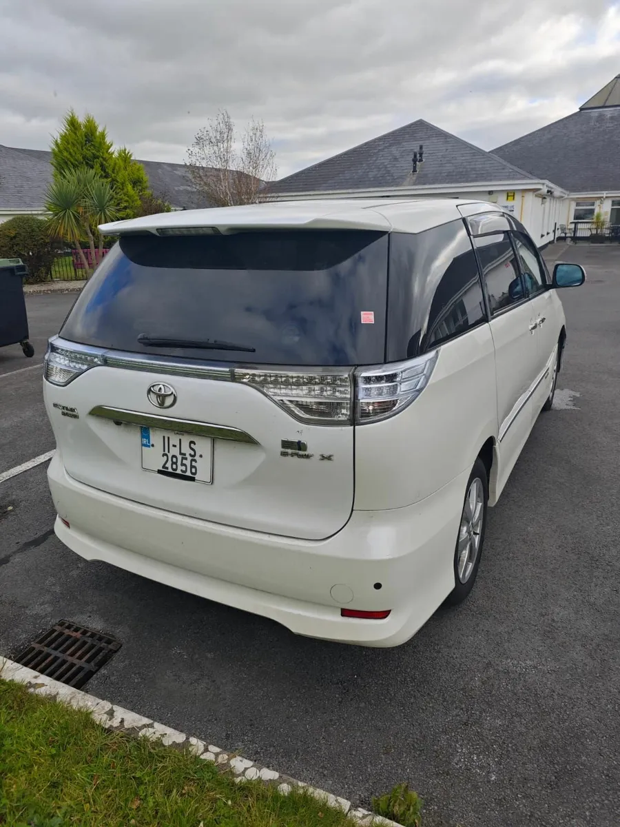 Toyota Estima 2011 - Image 3