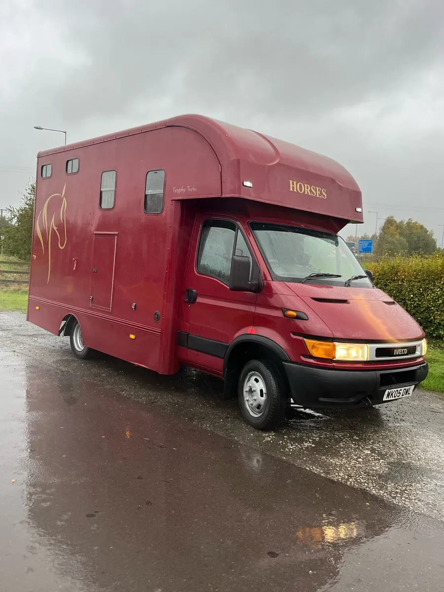 Horse transports - Image 1