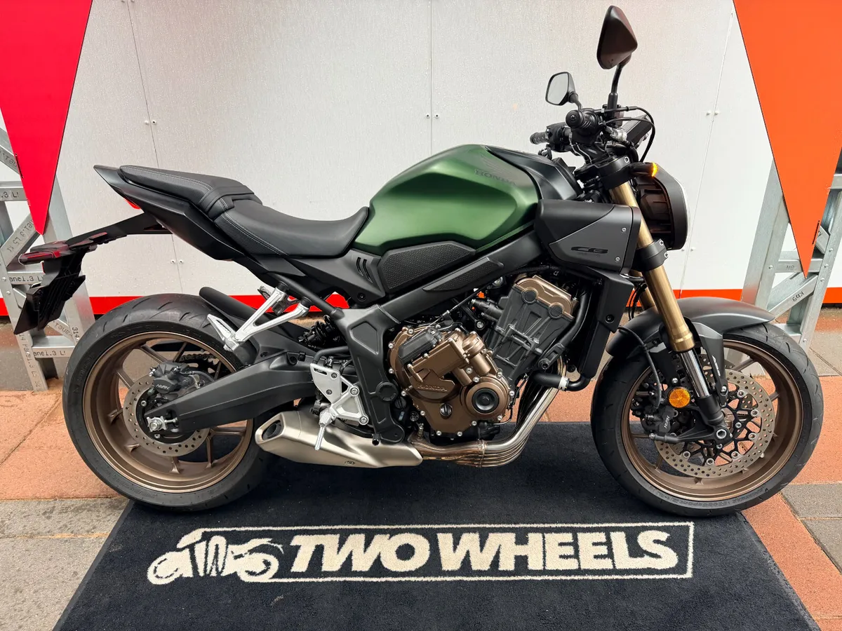 Honda CB650R Ex Demo bike !!!!!! - Image 1