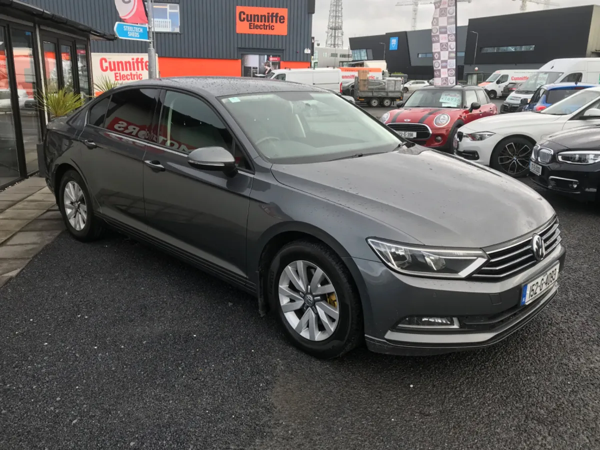 2015 Volkswagen Passat  1.6TDI Bluemotion - Image 4