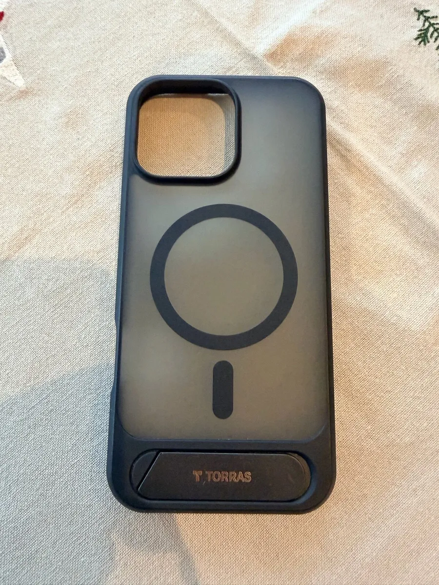 iPhone 16 Pro Max - Image 3