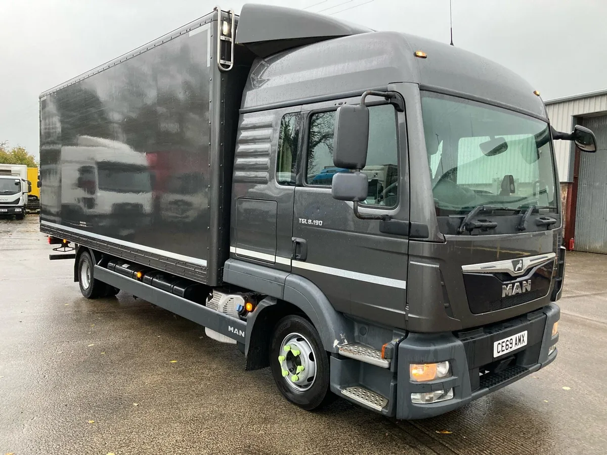 2019 (nov) MAN TGL 8.190 sleeper cab - Image 1